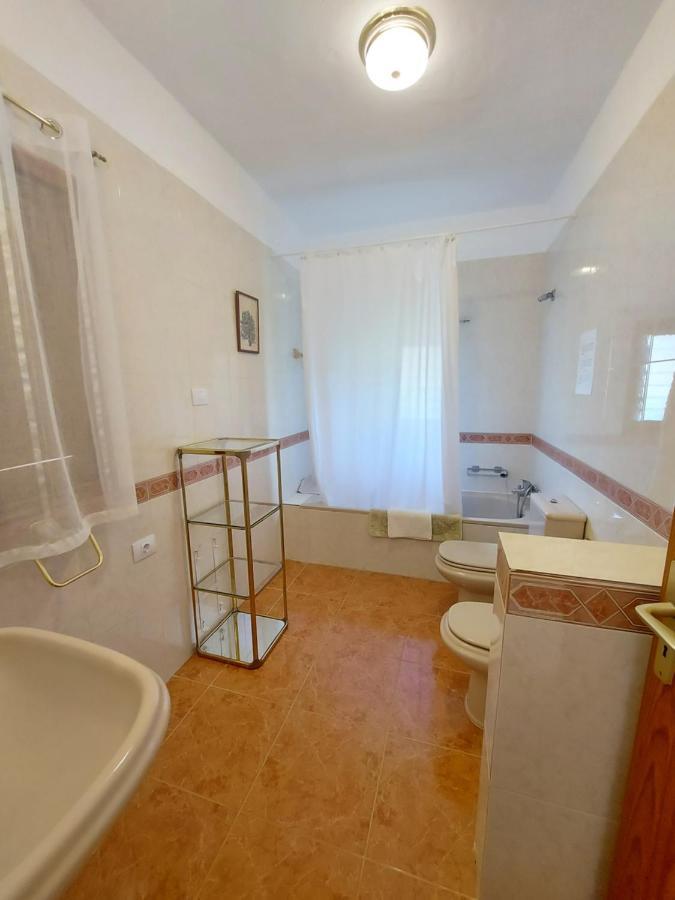 Villa Udilla อาโรนา ภายนอก รูปภาพ