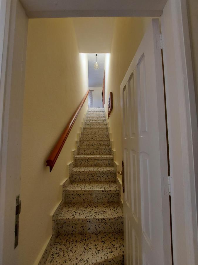 Villa Udilla อาโรนา ภายนอก รูปภาพ
